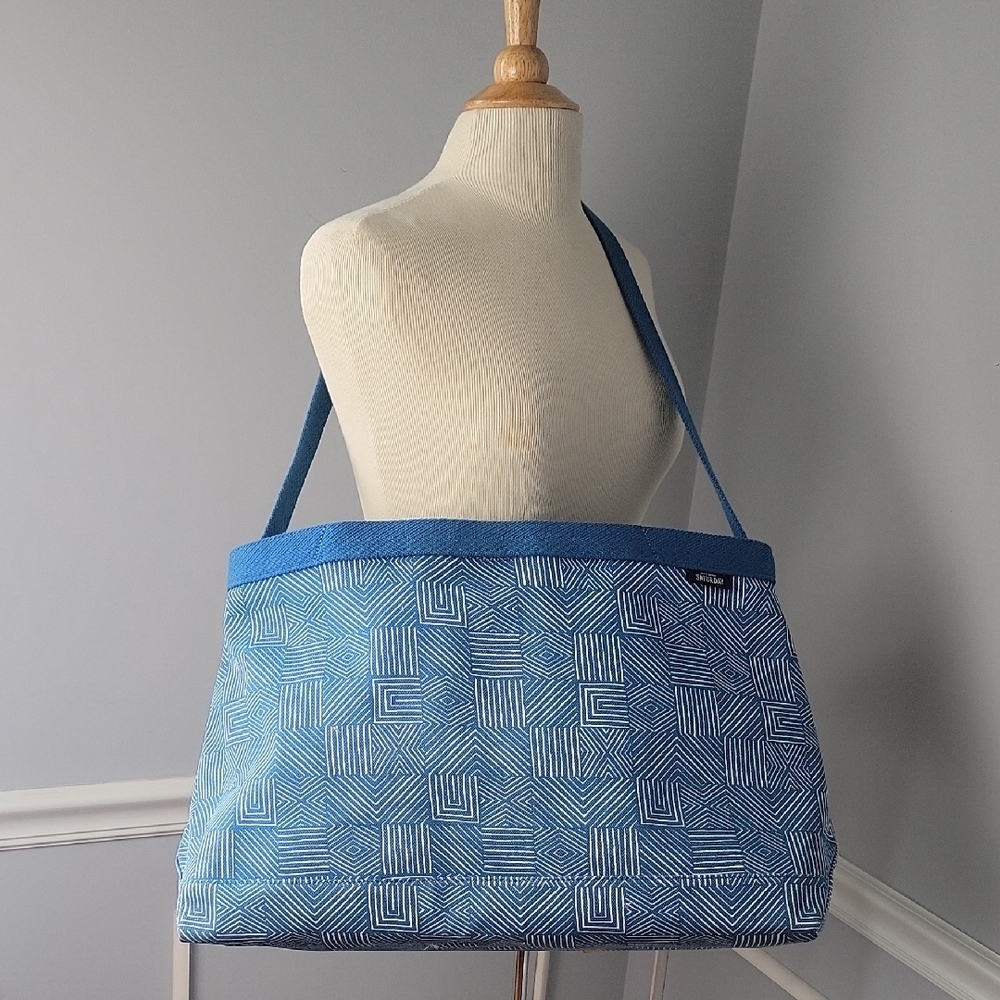 KATE SPADE SATURDAY Blue White Geometric Canvas Shopping Mom Large Travel Tote